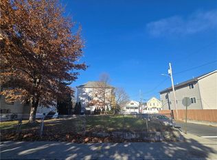 90 Berkshire St, Providence, RI 02908