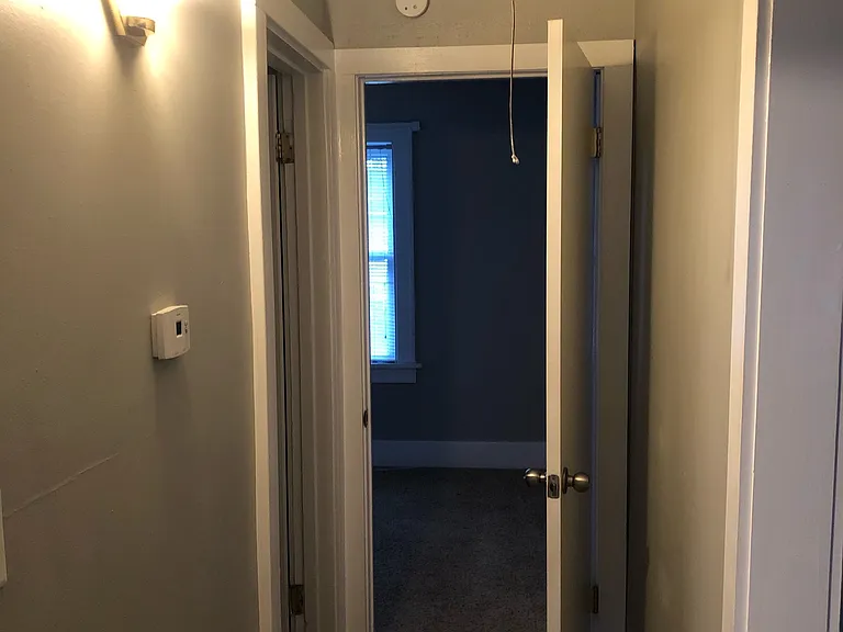 1332 E Donald St — Photo 10