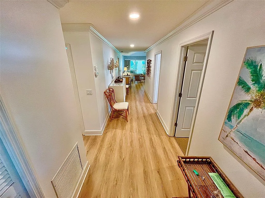 3 bed, 2.0 bath, 1628 sqft, $5,500 — Photo 4