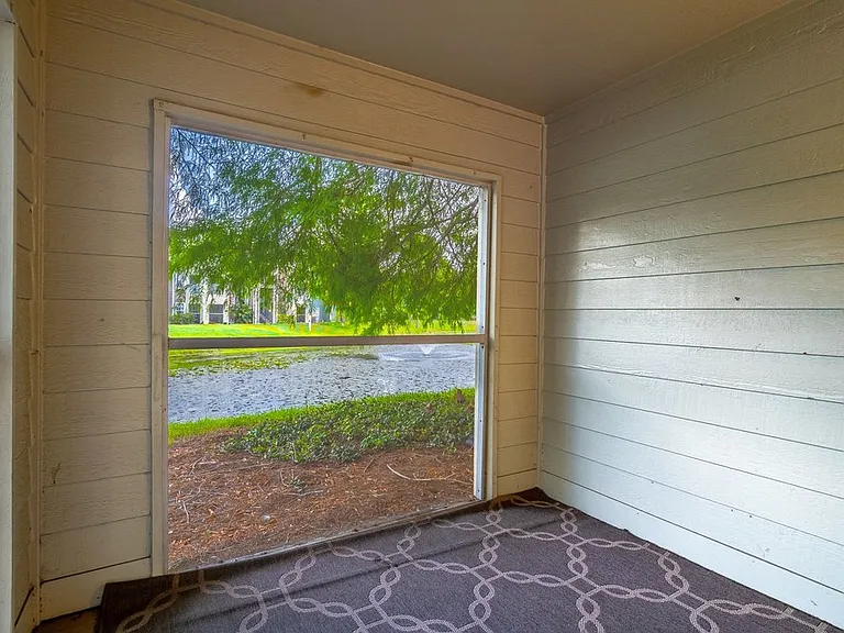 5124 Park Central Dr #517 — Photo 29
