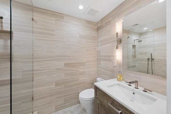 Sold by Nest Seekers International | media 13