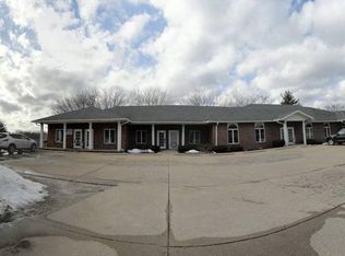 1019 E Springhill Dr, Terre Haute, IN 47802