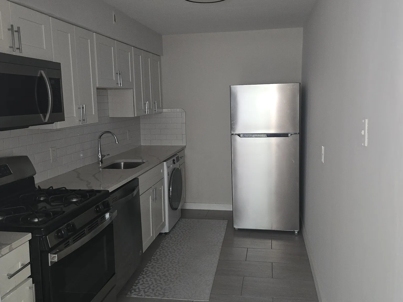 2 bed, 600 sqft, $1,395 — Photo 3