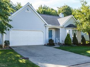 371 Pebblebrook Dr #B-371U-50, Willoughby Hills, OH 44094