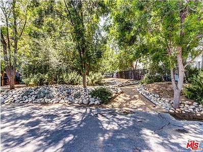 5th image of 5700 Riverton Ave