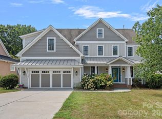 123 Hedgewood Dr, Mooresville, NC 28115