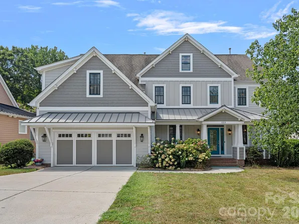 123 Hedgewood Dr, Mooresville, NC 28115