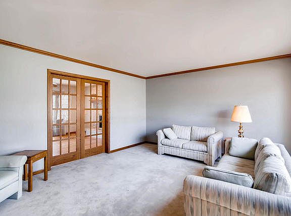 4th image of 6729 Bradley Ct