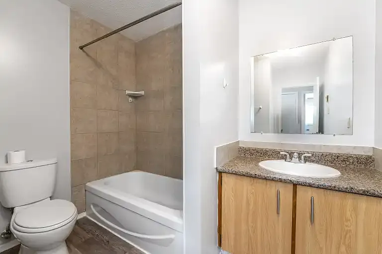 2444 Cleroux Cres #1 — Photo 7