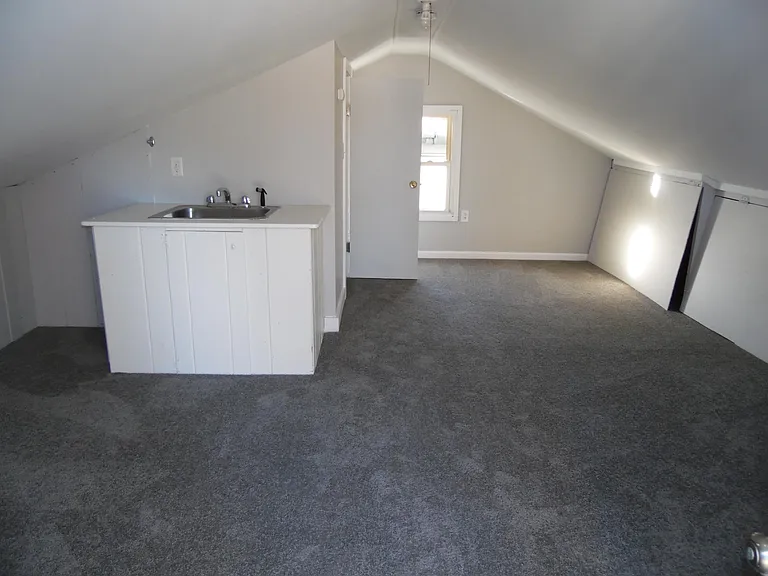 Bedroom 3 ( guest room with a half bath)