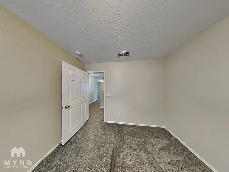 11821 W Cortez St — Photo 24