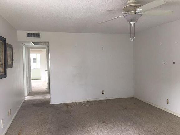 5th image of 309 Chatham O