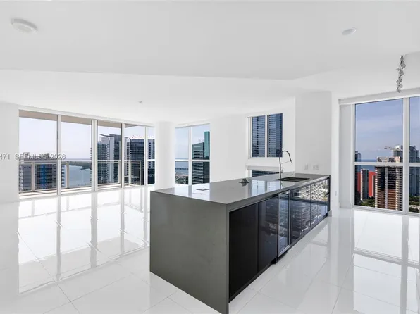 1080 Brickell Ave #3900-3901, Miami, FL 33131