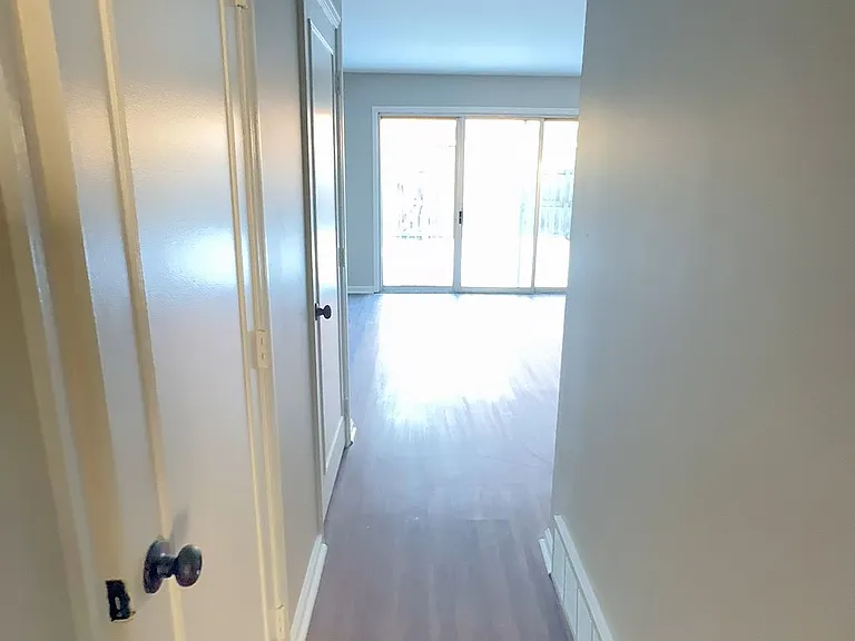 River Oaks Townhomes at Fox Chapel — Photo 83