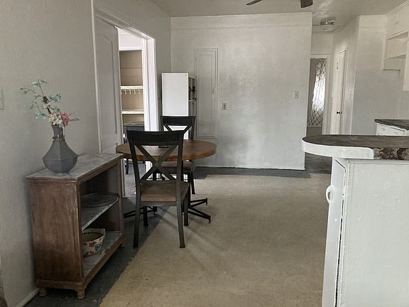 2nd image of 1216 21st Ave W #1216