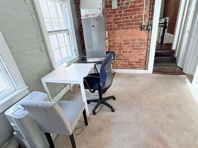 717 W Clay St — Photo 17