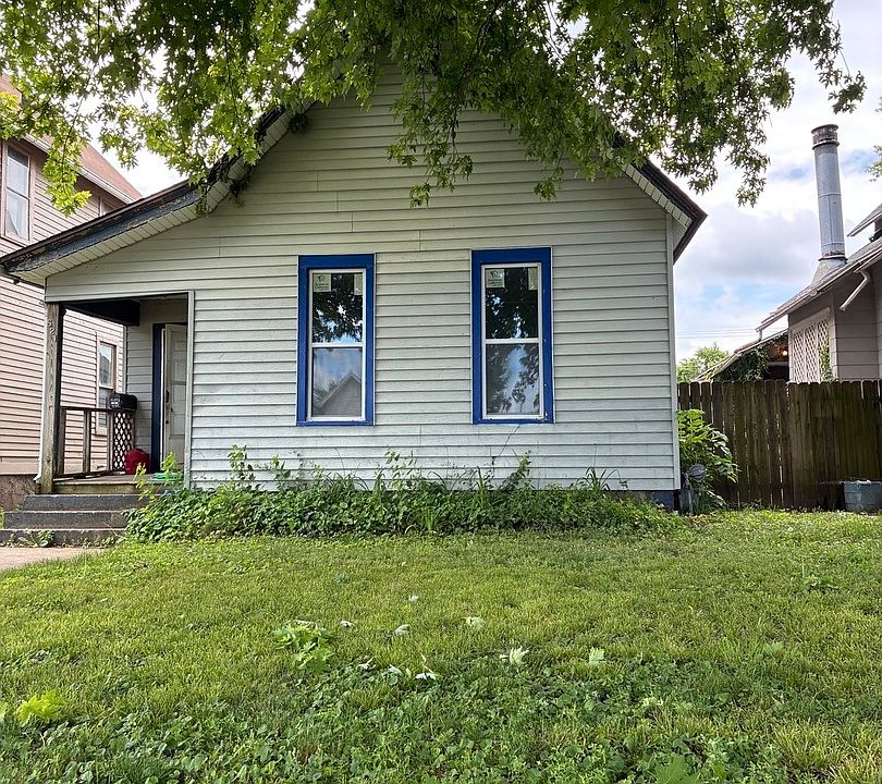 1st image of 521 3rd Ave S