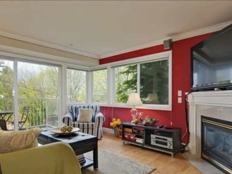 655 W Emerson St #C — Photo 7