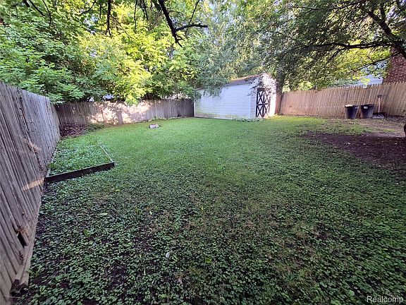 4th image of 955 Salisbury Ave