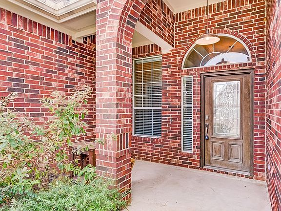 2nd image of 9325 Laura Ln