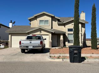 487 Thunder Bluff Pl, Socorro, TX 79928