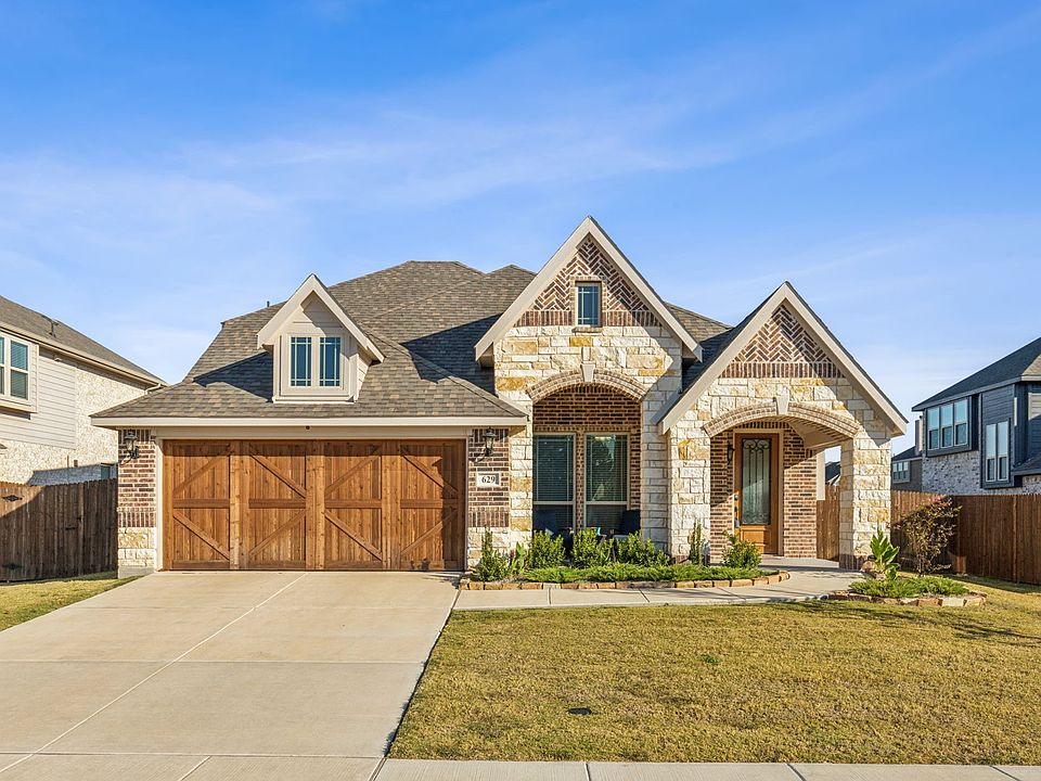 1st image of 629 Sagebrush Ln