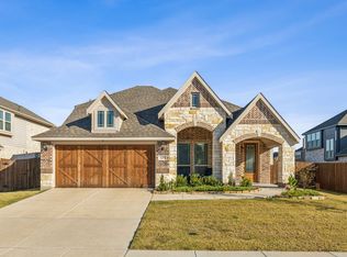 629 Sagebrush Ln, Waxahachie, TX 75165