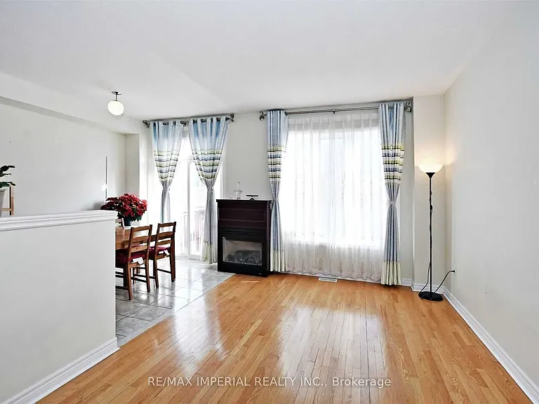 8 Townwood Dr #34 — Photo 3