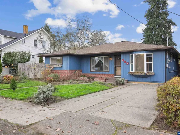 414 N 2nd St, Jefferson, OR 97352
