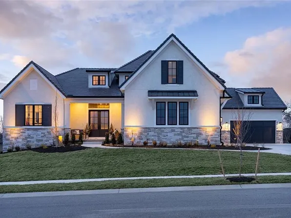 7904 Millridge St, Shawnee, KS 66220