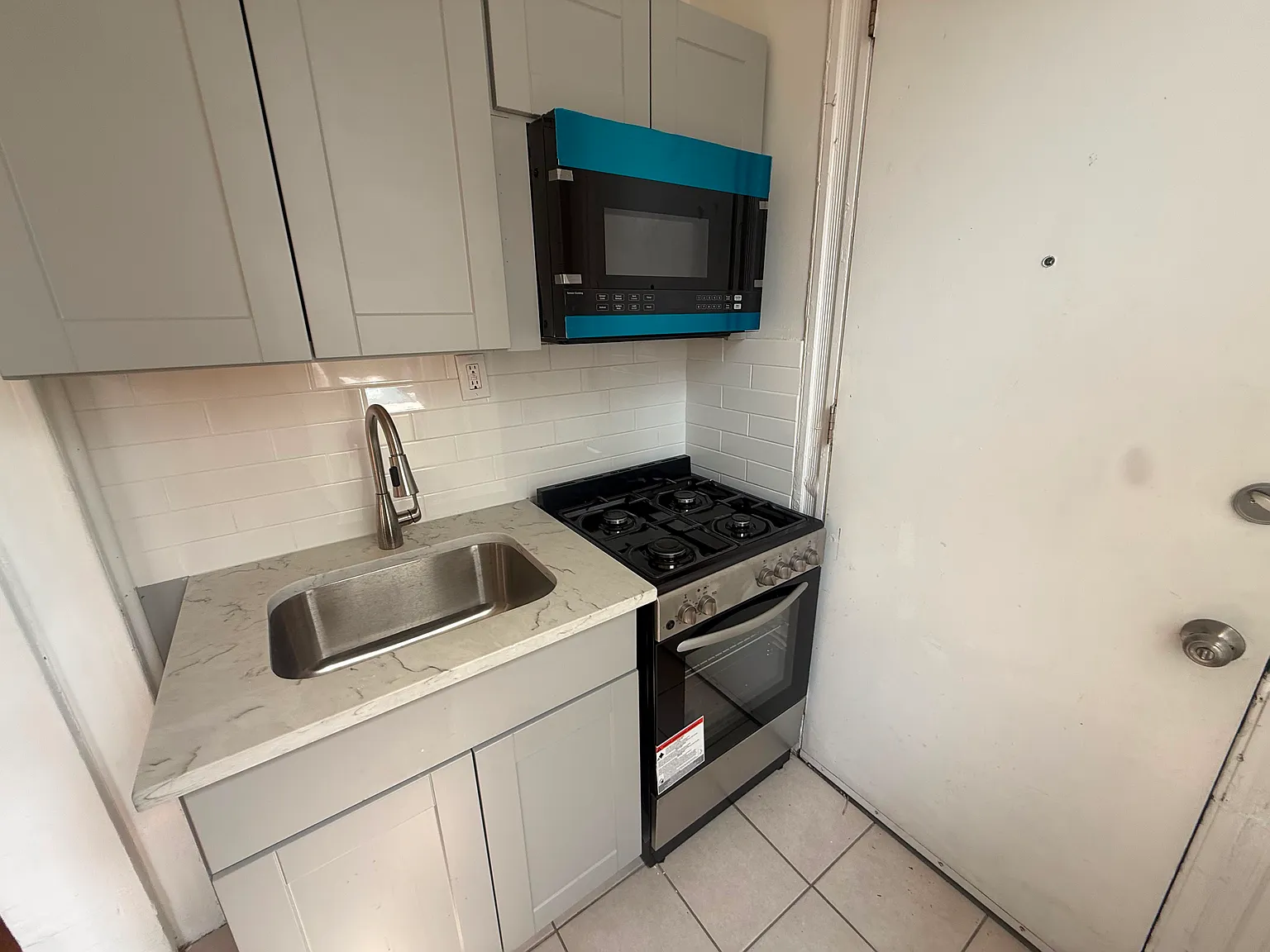 Studio, $1,450 — Photo 2