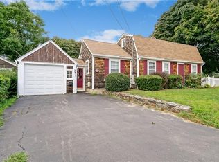 259 Dover Ave, East Providence, RI 02914