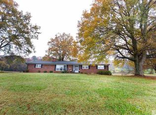 1931 Sharpe Mill Rd, Hiddenite, NC 28636