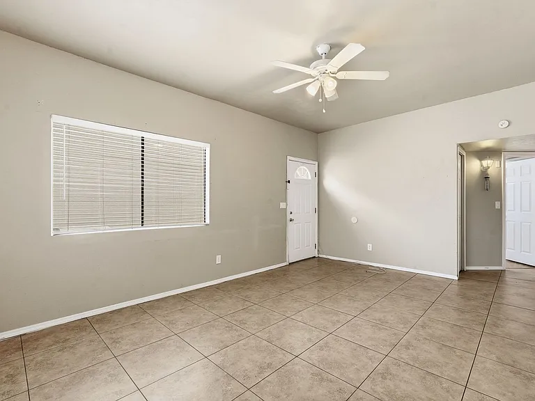 213 W Virginia St — Photo 6