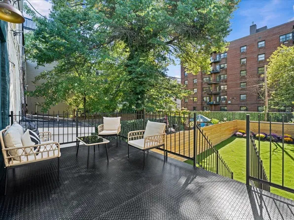 1360 Bergen Street image 16 of 28