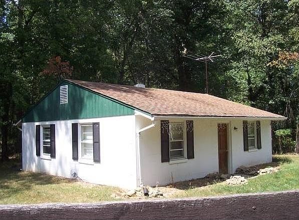 1st image of 23057 Carters Farm Ln