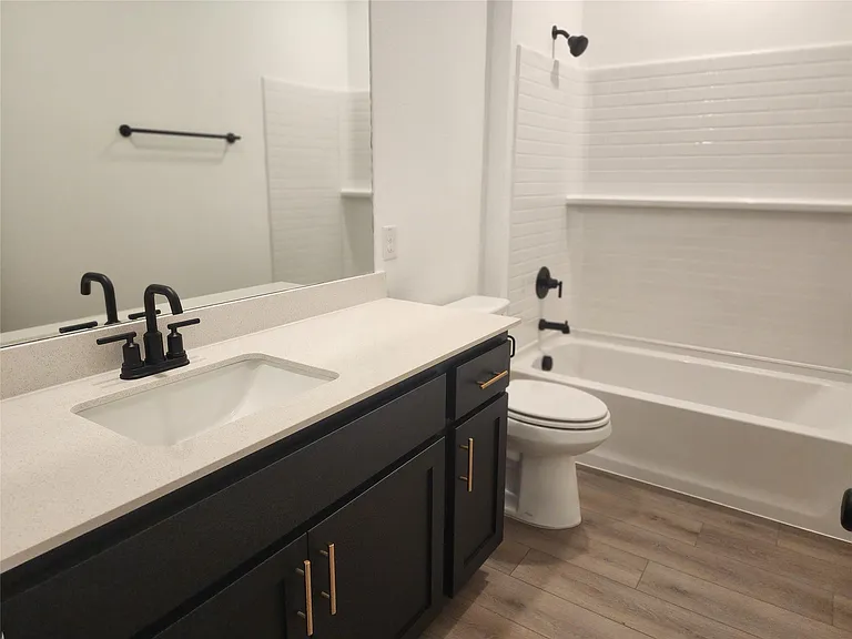 627 Redwood Way — Photo 9