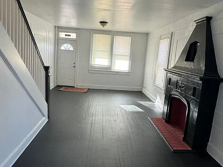 1810 Presstman St — Photo 3