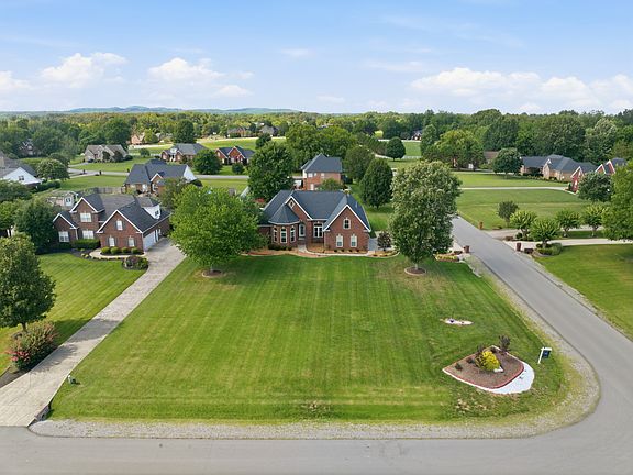 5th image of 102 Copperas Ct