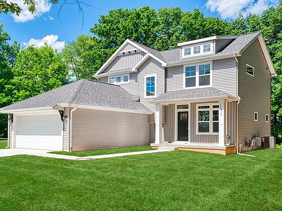 3rd image of 570 W Wildwood Dr