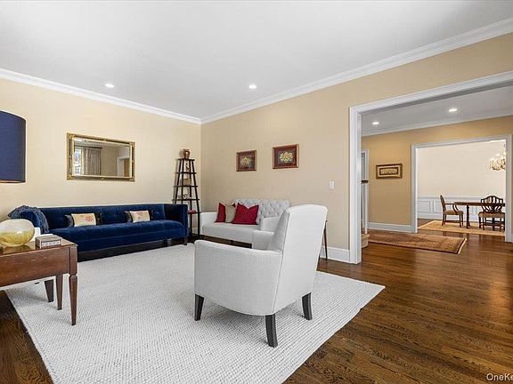 4th image of 12 OLD LYME Road