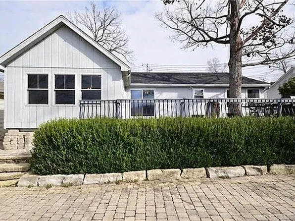 2177 Spring Cove Rd, Sunrise Beach, MO 65079