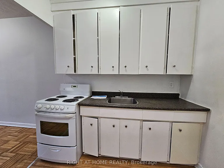 20 Cosburn Ave #104 — Photo 14