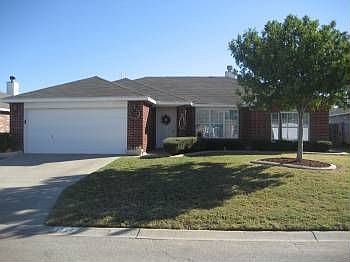 1st image of 1222 James Ln