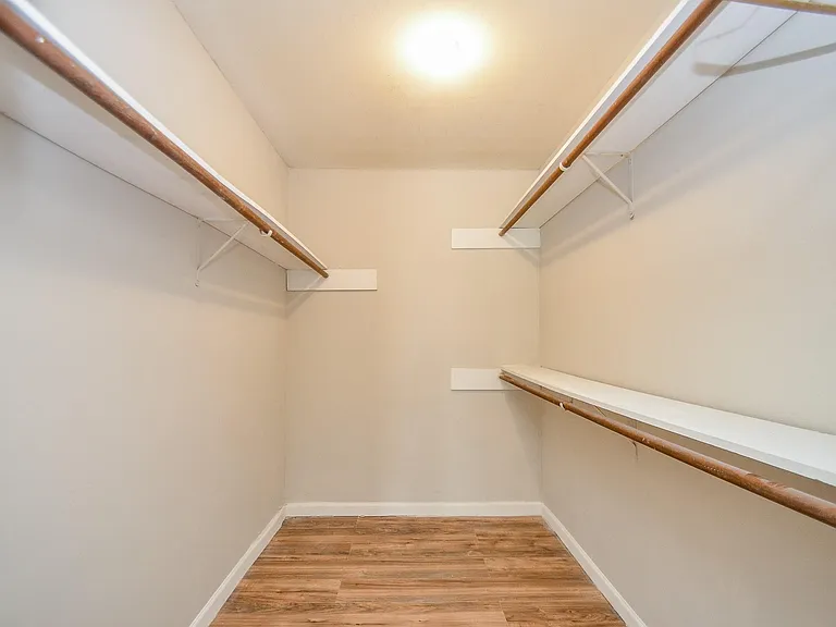 7623 Kite Hill Dr — Photo 18