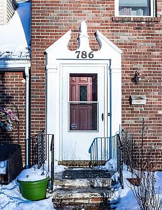 5th image of 786 Hillside Ave