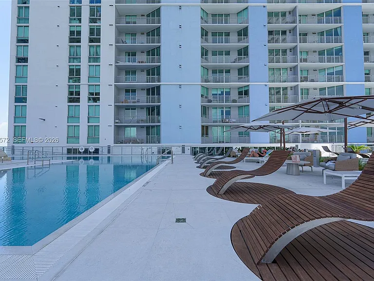 335 Biscayne Blvd #1600 — Photo 22