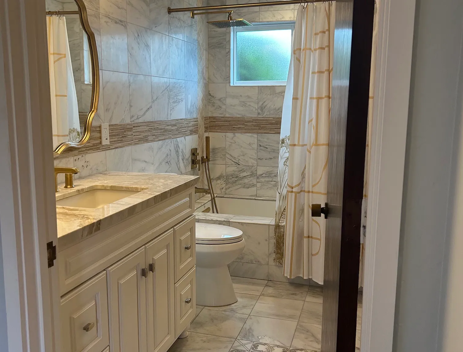 3 bed, 1400 sqft, $6,500 — Photo 3