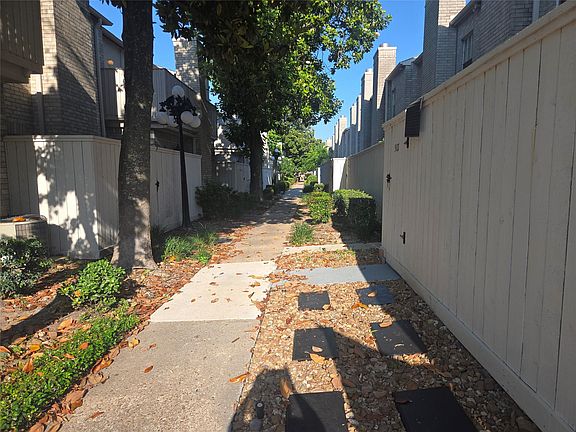 4th image of 3780 Tanglewilde St APT 501