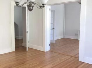 90 W 14th St #1, Bayonne, NJ 07002
